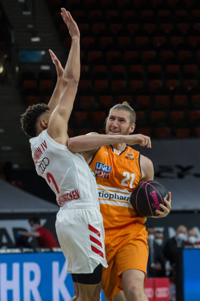 赛季的表现 赛季的表现