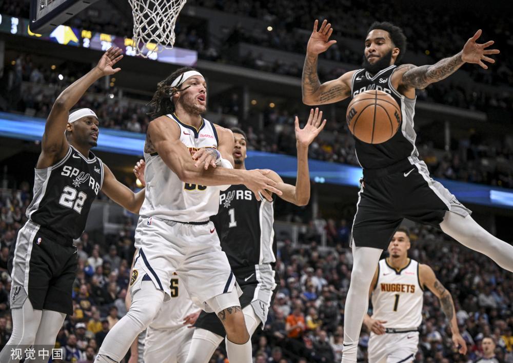 逐渐浮现 逐渐浮现