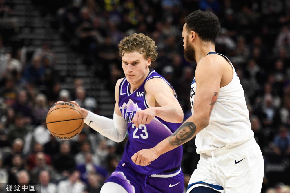 不少球迷留 不少球迷留